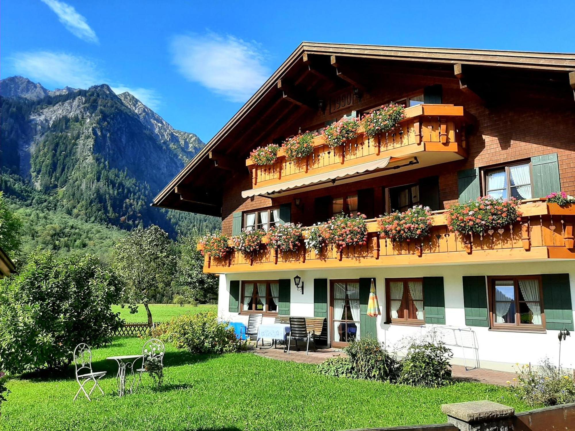 Appartamento Haus Angelika Bad Hindelang Esterno foto